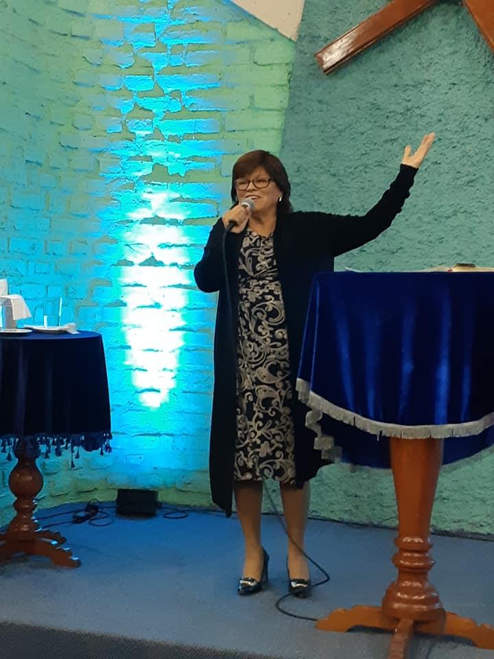 Historias y actividades de la Iglesia Rosa de Sarón
